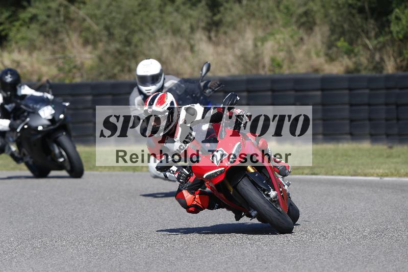 Archiv-2025/49 26.08.2025 Cornu Master School ADR/gruen-vert/22